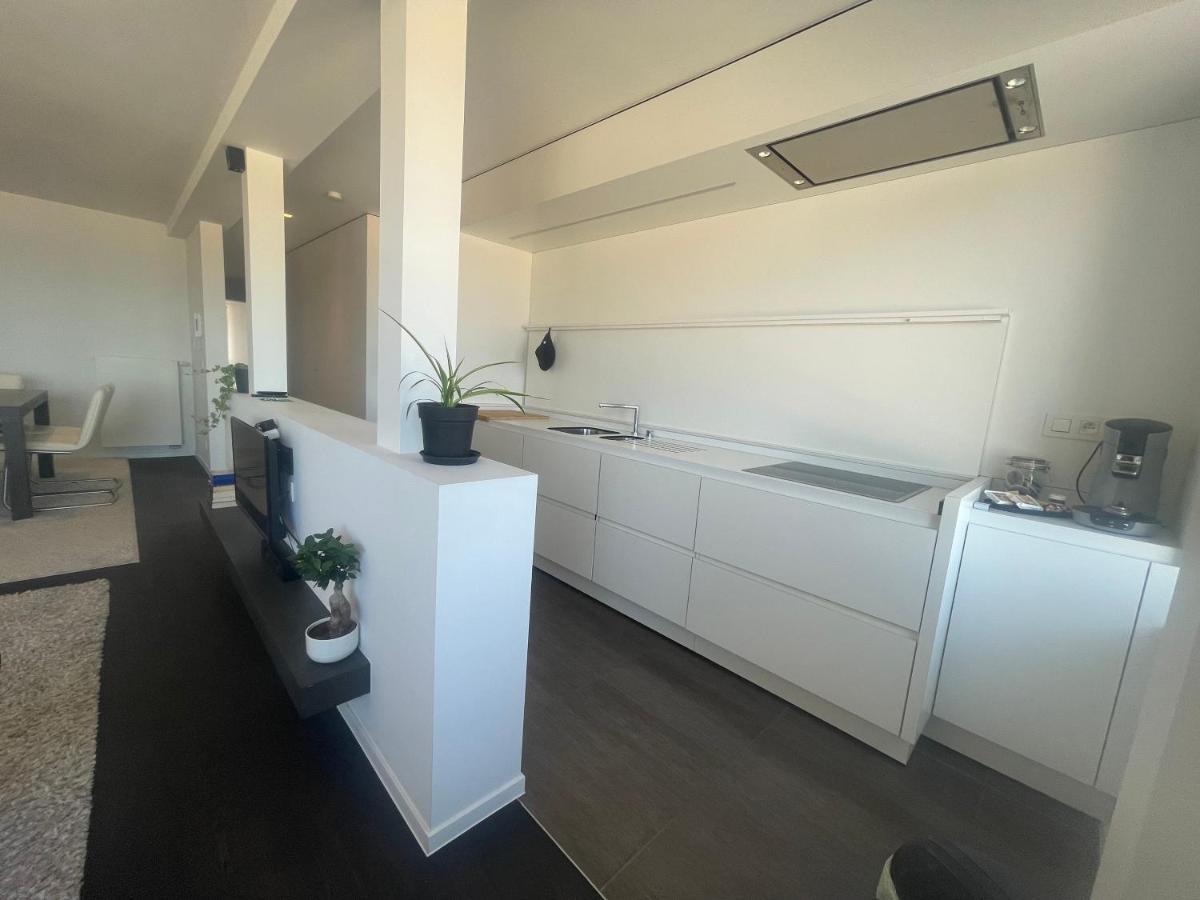 Apartment Luxe App - Zeedijk Mariakerke - Prachtig Zeezicht Ostend
